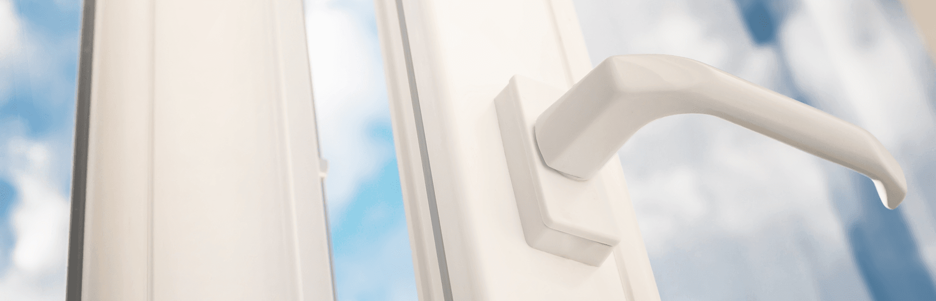 Nahaufnahme eines Fenstergriffs